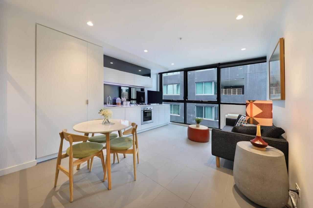 The Canvas Apartment Hotel เมลเบิร์น ภายนอก รูปภาพ