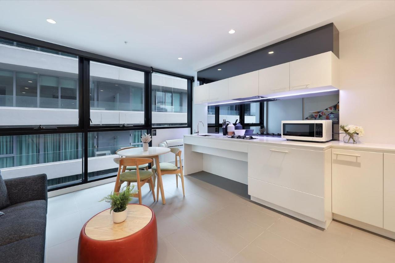 The Canvas Apartment Hotel เมลเบิร์น ภายนอก รูปภาพ