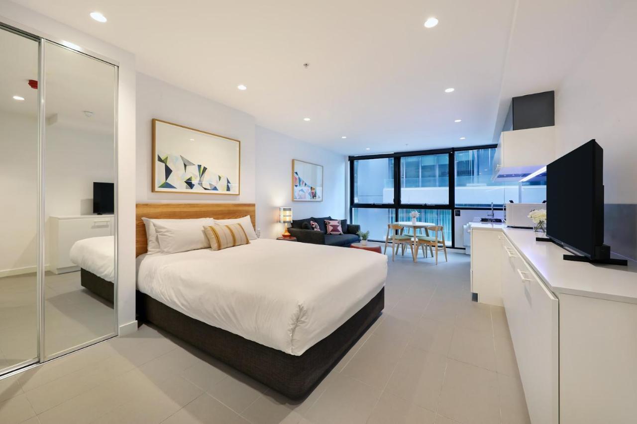 The Canvas Apartment Hotel เมลเบิร์น ภายนอก รูปภาพ
